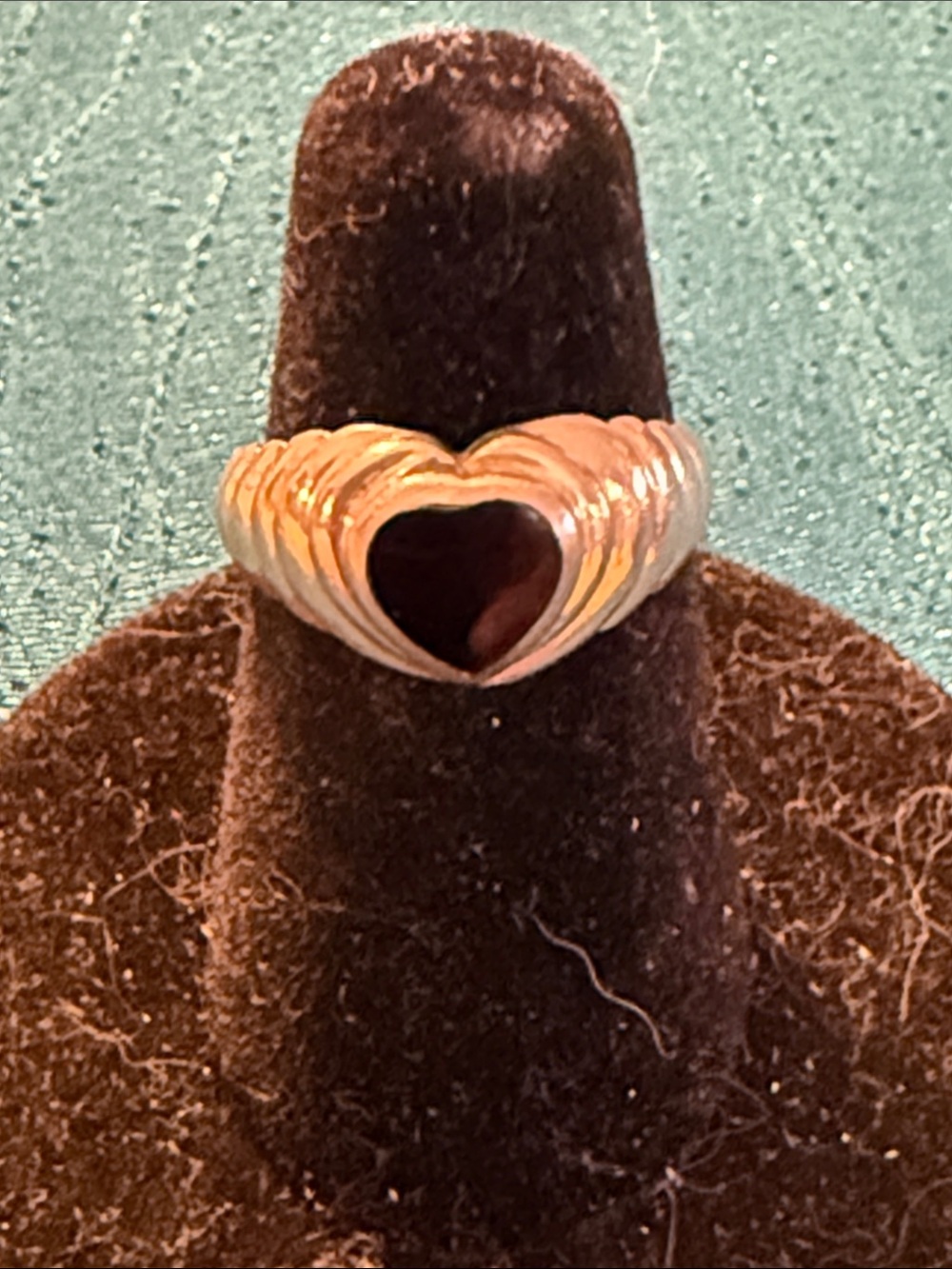 Onyx Heart Sculpted Band Ring